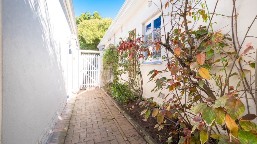 3 Bedroom Property for Sale in Pinelands Western Cape